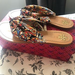 Tory Burch Carson Flat Thong Sandal - Sz 8